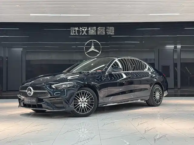 MERCEDES-BENZ  C CLASS 2024