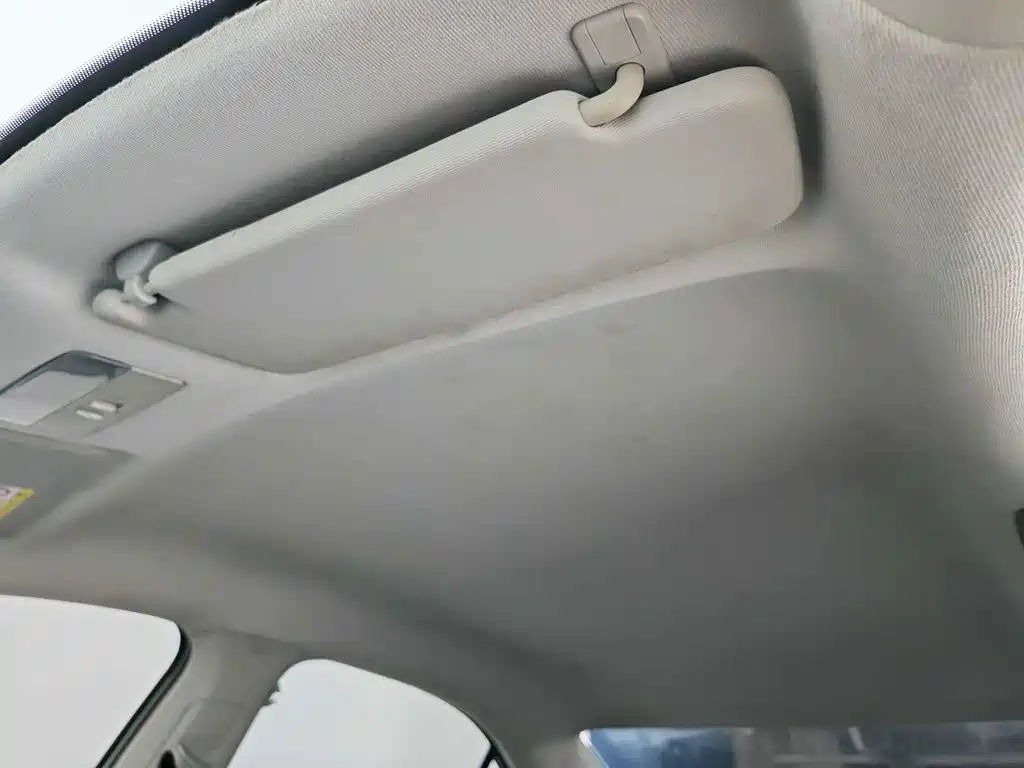 Volkswagen Jetta — миниатюра 11