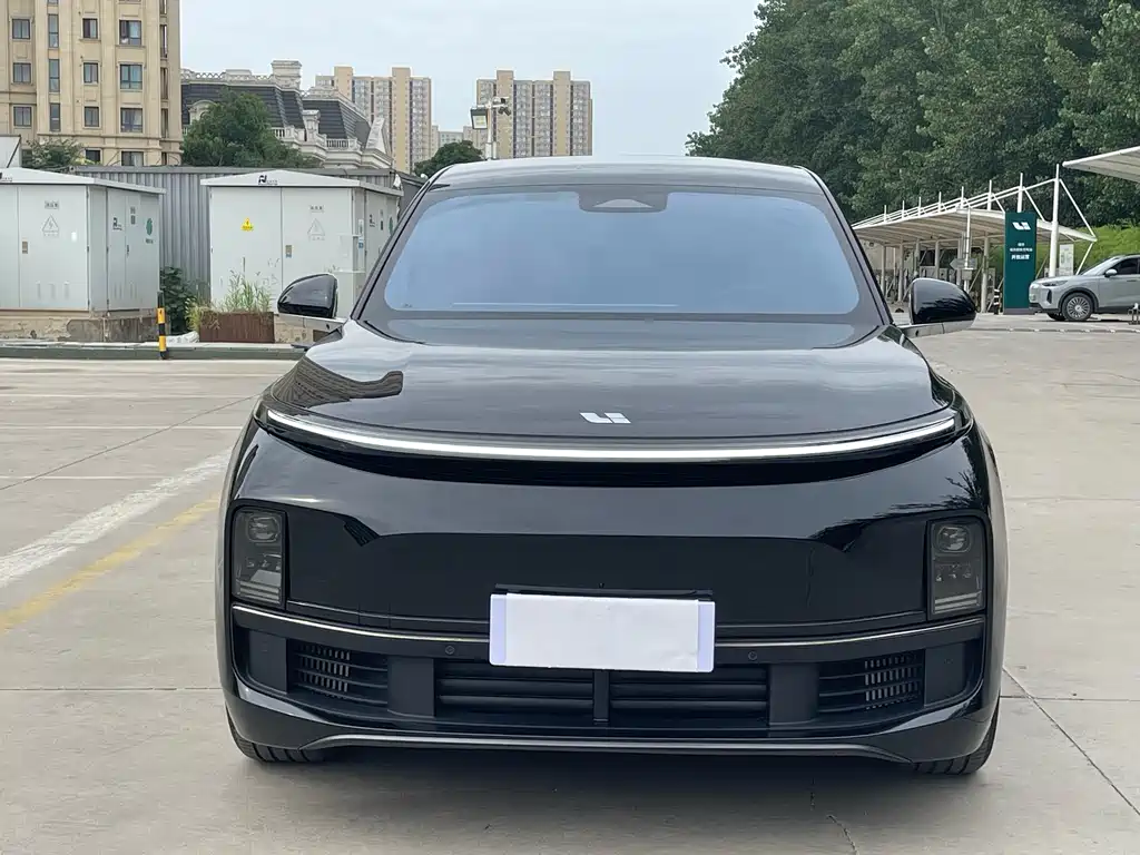 Li Auto L8 2024 Pro