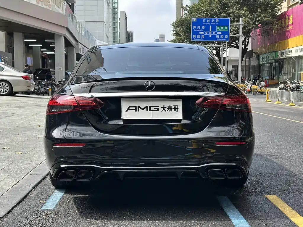 MERCEDES-BENZ E CLASS AMG