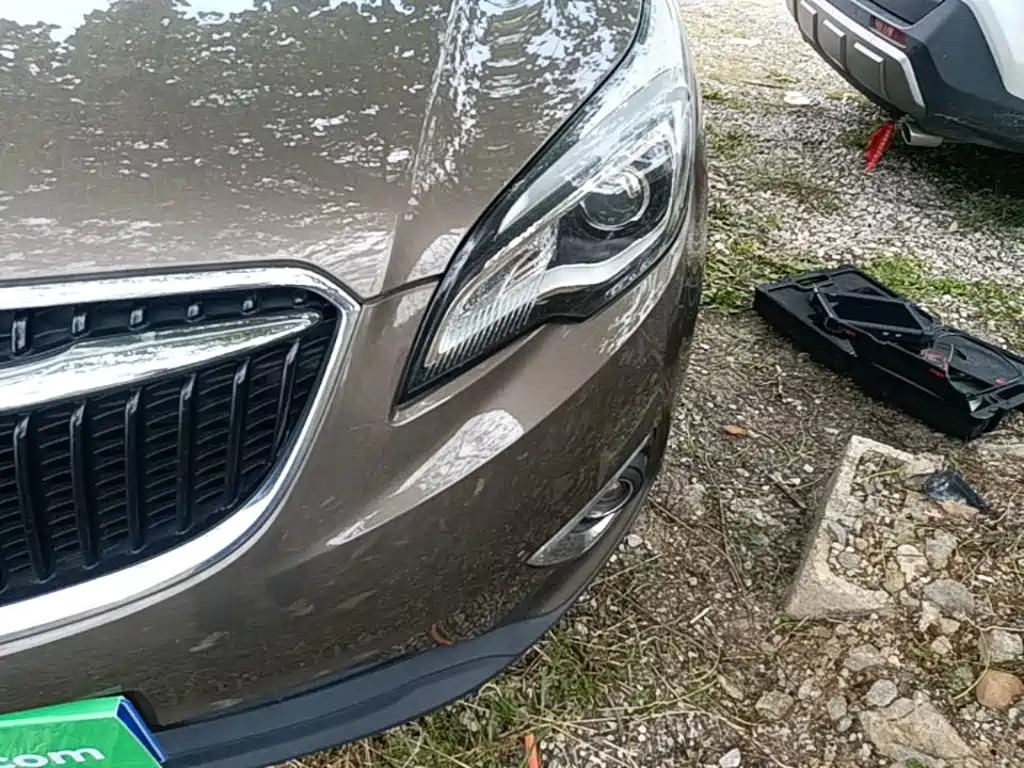 Buick Envision Plus — миниатюра 18