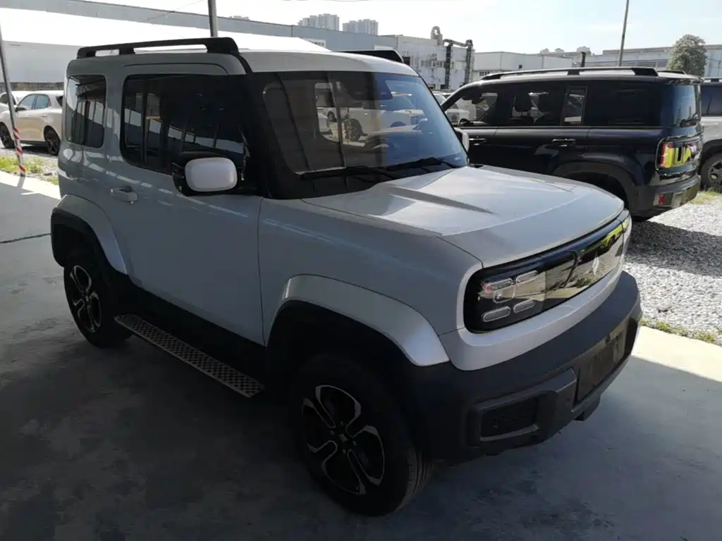 Baojun Yueye — миниатюра 4