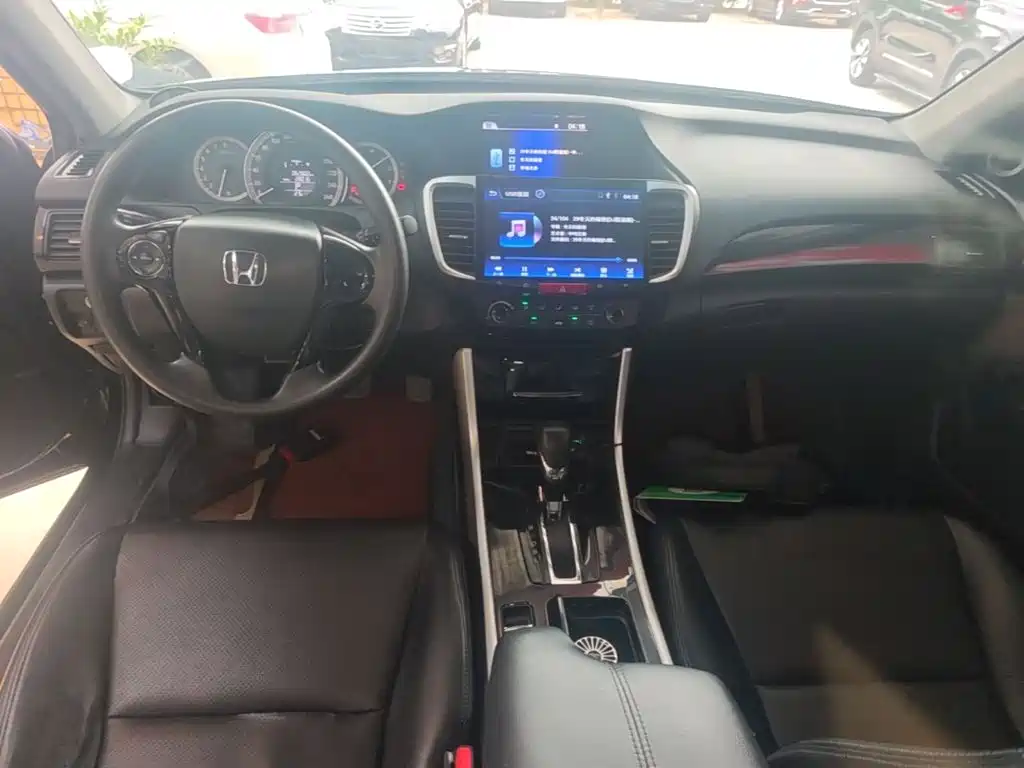 Honda Accord — миниатюра 10