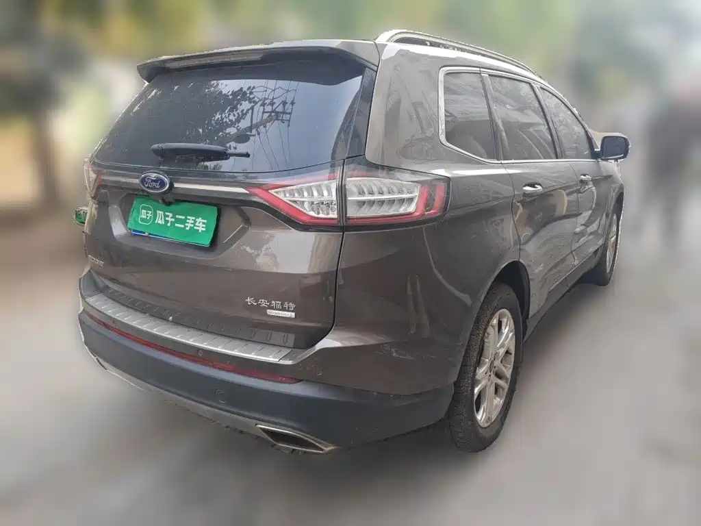 Ford Edge — миниатюра 4