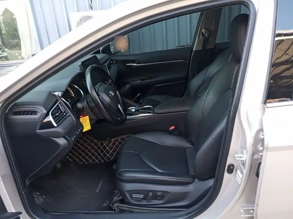 Toyota Camry — миниатюра 15