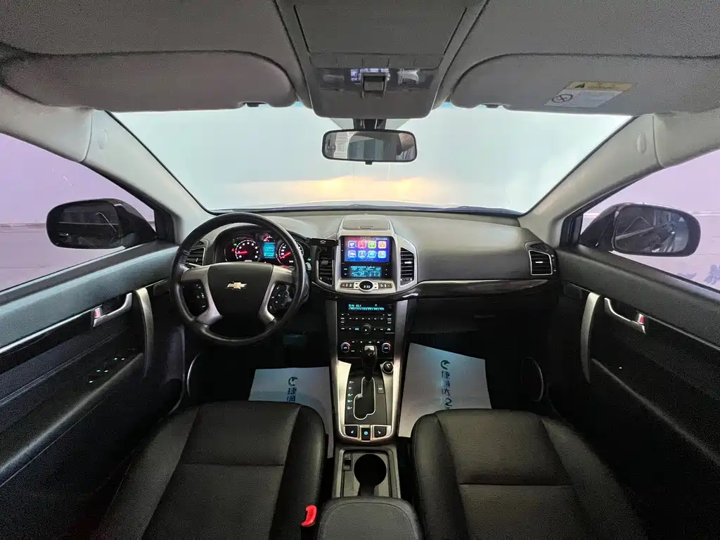 Chevrolet Captiva 2015 2.4L Flagship 7 мест