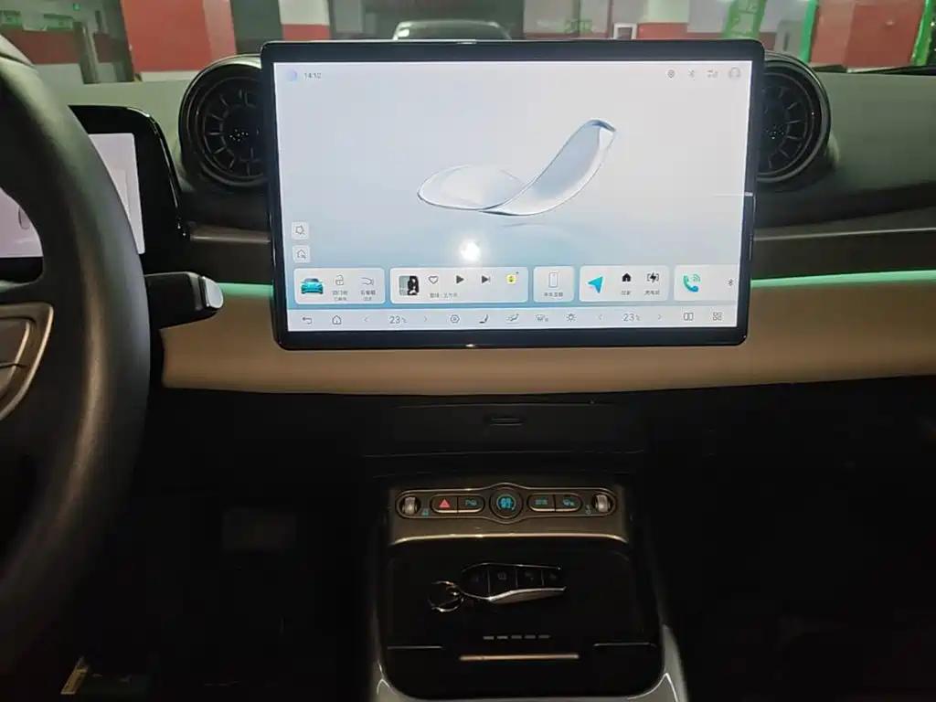 BYD Dolphin — миниатюра 13