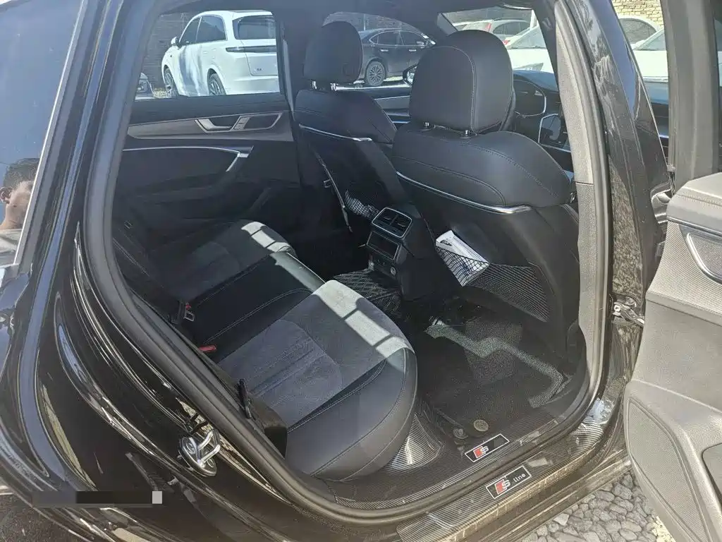 Audi A6L — миниатюра 12