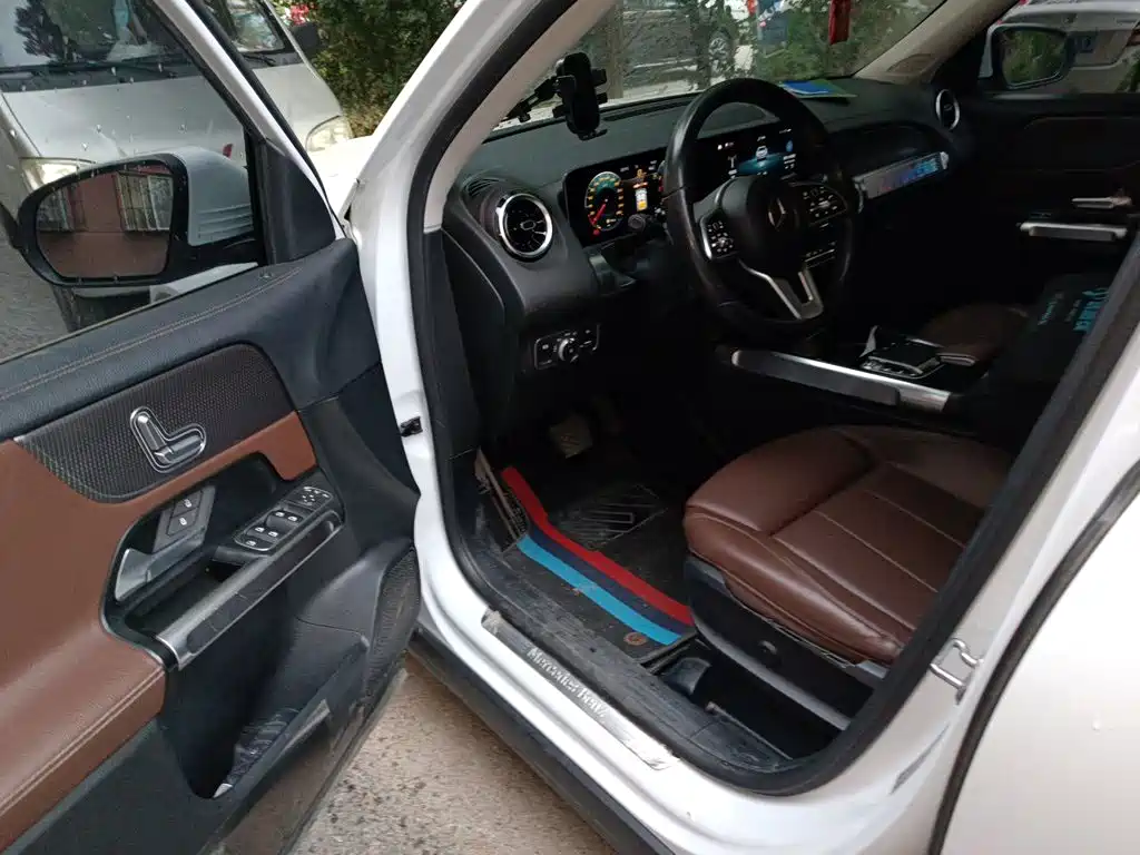 Mercedes-Benz GLB — миниатюра 14
