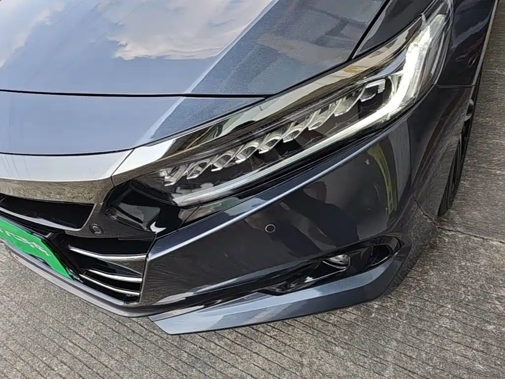 Honda Accord — миниатюра 24