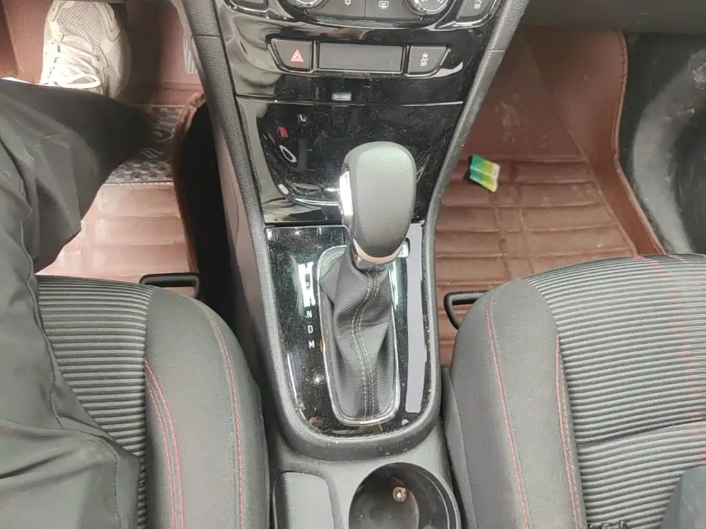 Buick Encore — миниатюра 14