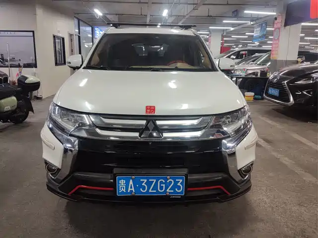 mitsubishi outlander