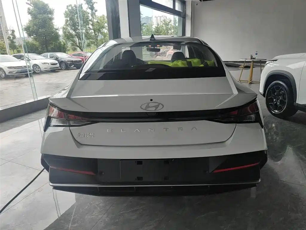 Hyundai Elantra 2023 1.5L CVT GLX Elite