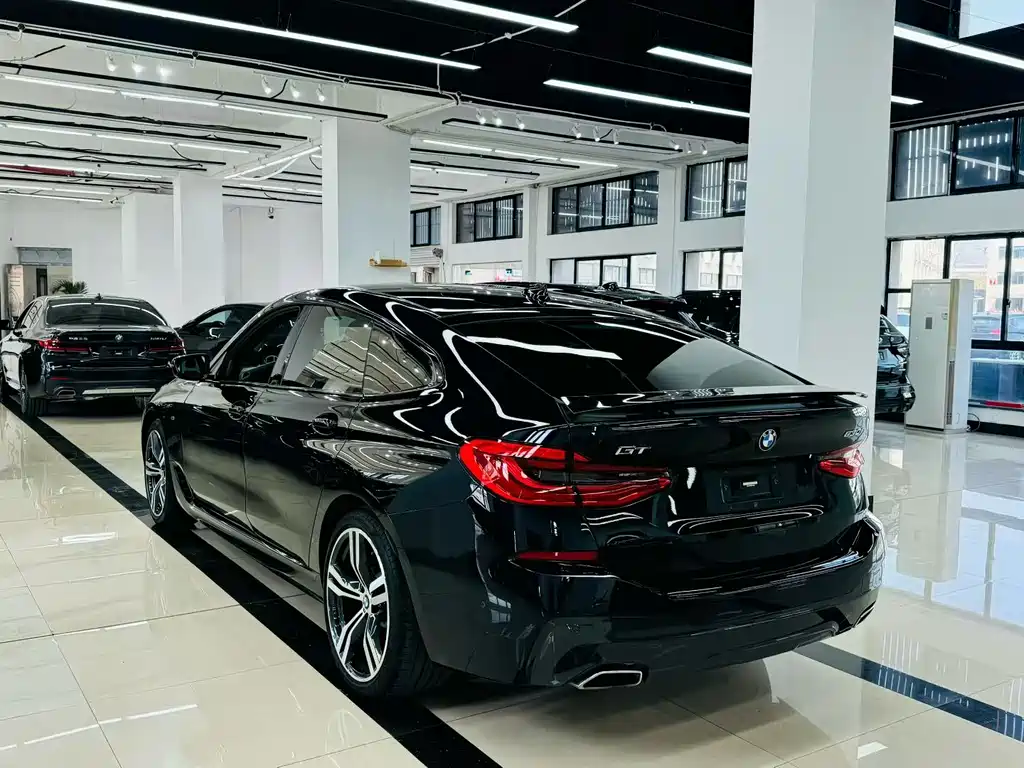 BMW 6 SERIES GT