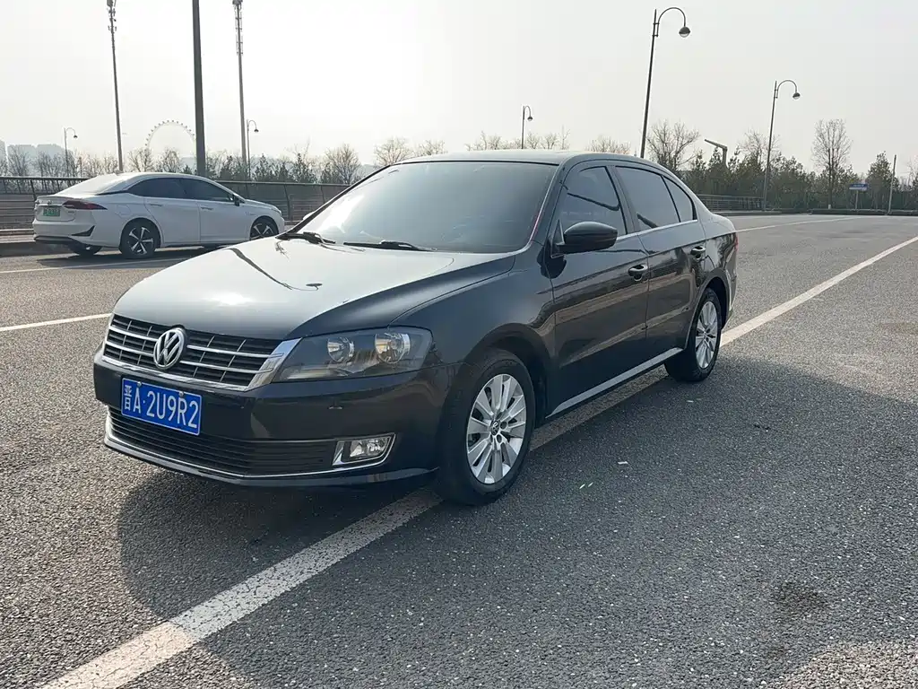 Volkswagen Lavida 2014