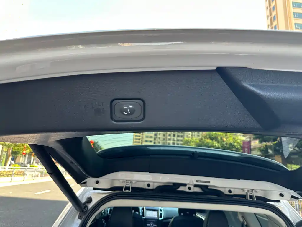 Ford Edge — миниатюра 9