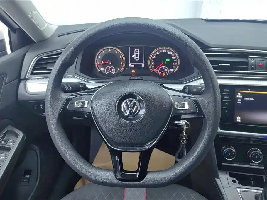 VOLKSWAGEN LINGDU