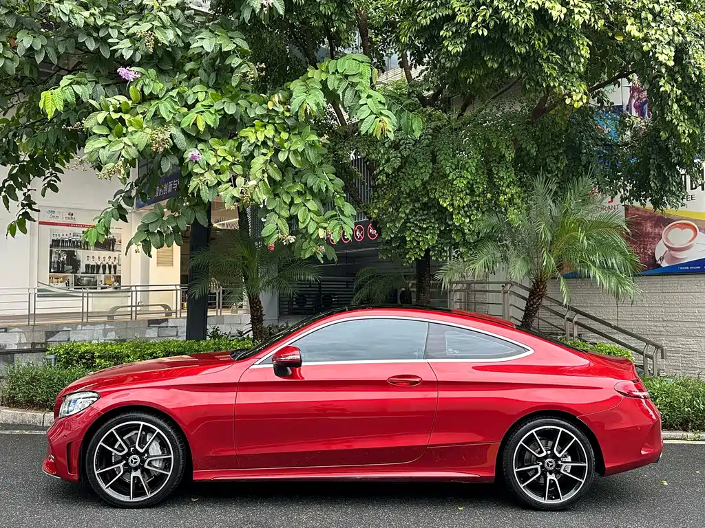 Mercedes-Benz C-Class (Import) — миниатюра 3