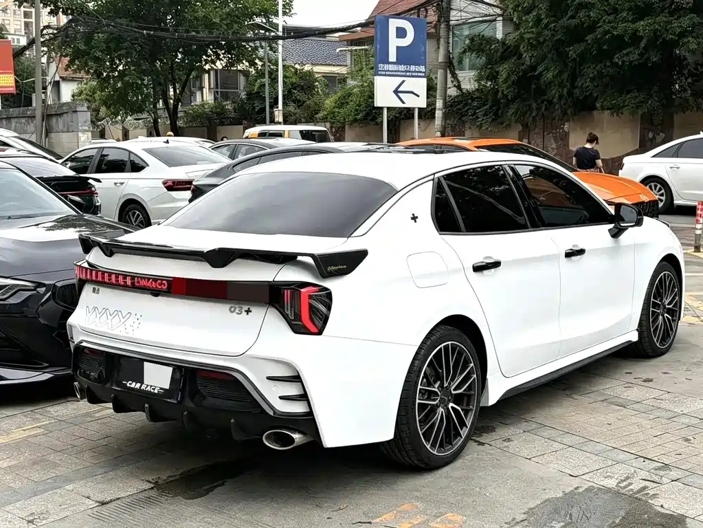 Lynk & Co 03 — миниатюра 14