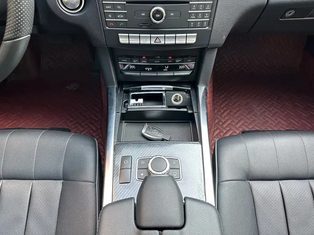 Mercedes-Benz E-Class — миниатюра 20