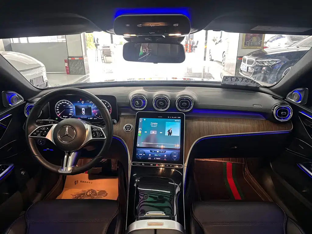 MERCEDES-BENZ C CLASS