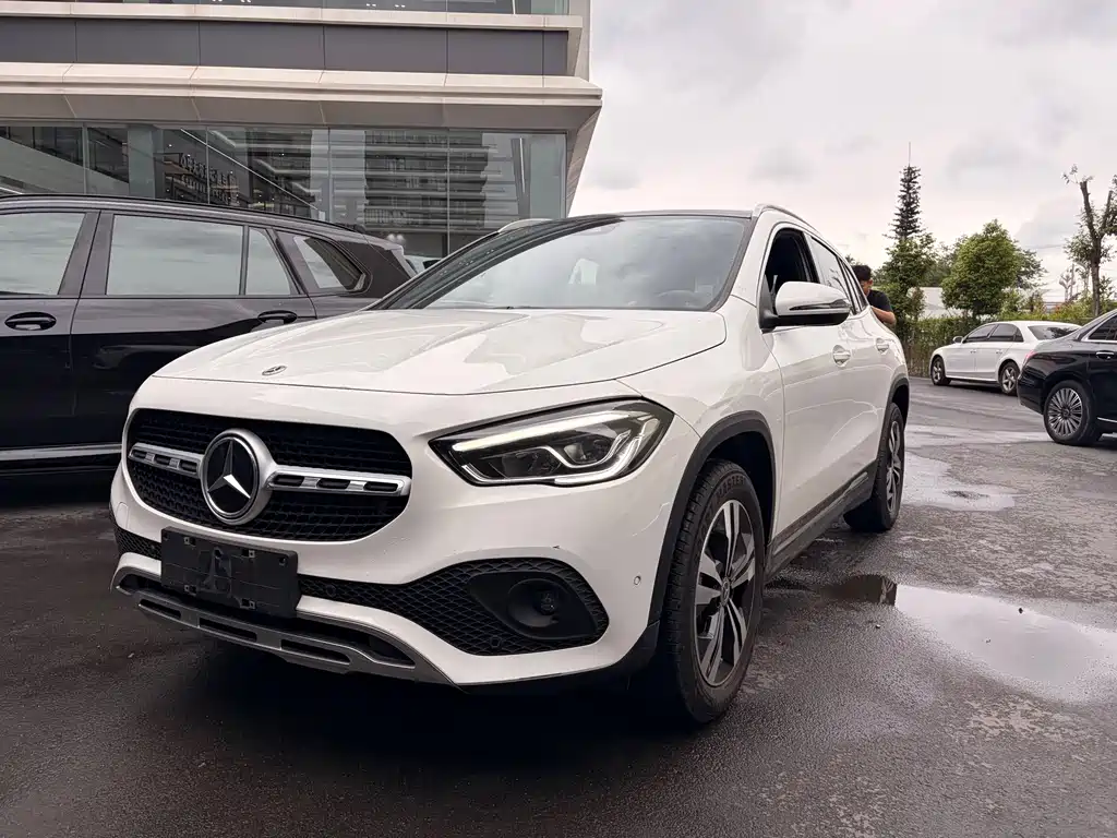 Mercedes-Benz GLA 2022
