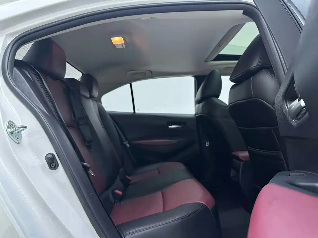 Toyota Corolla — миниатюра 10