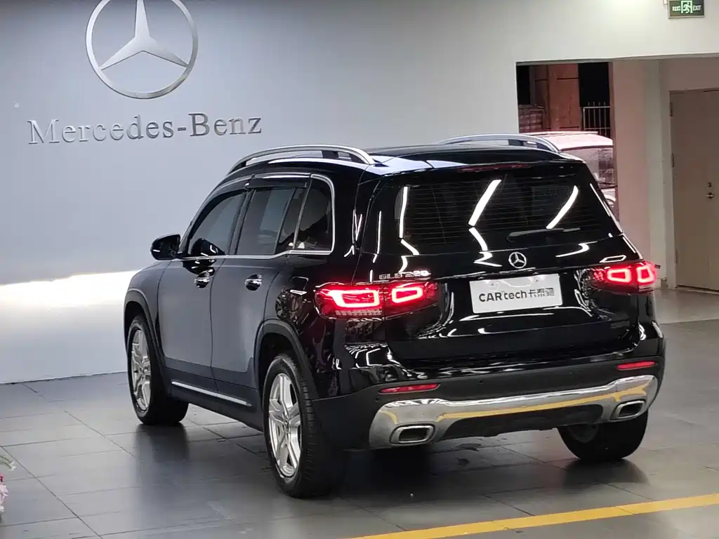 Mercedes-Benz GLB — миниатюра 4