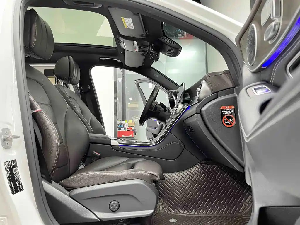 Mercedes-Benz GLC — миниатюра 8