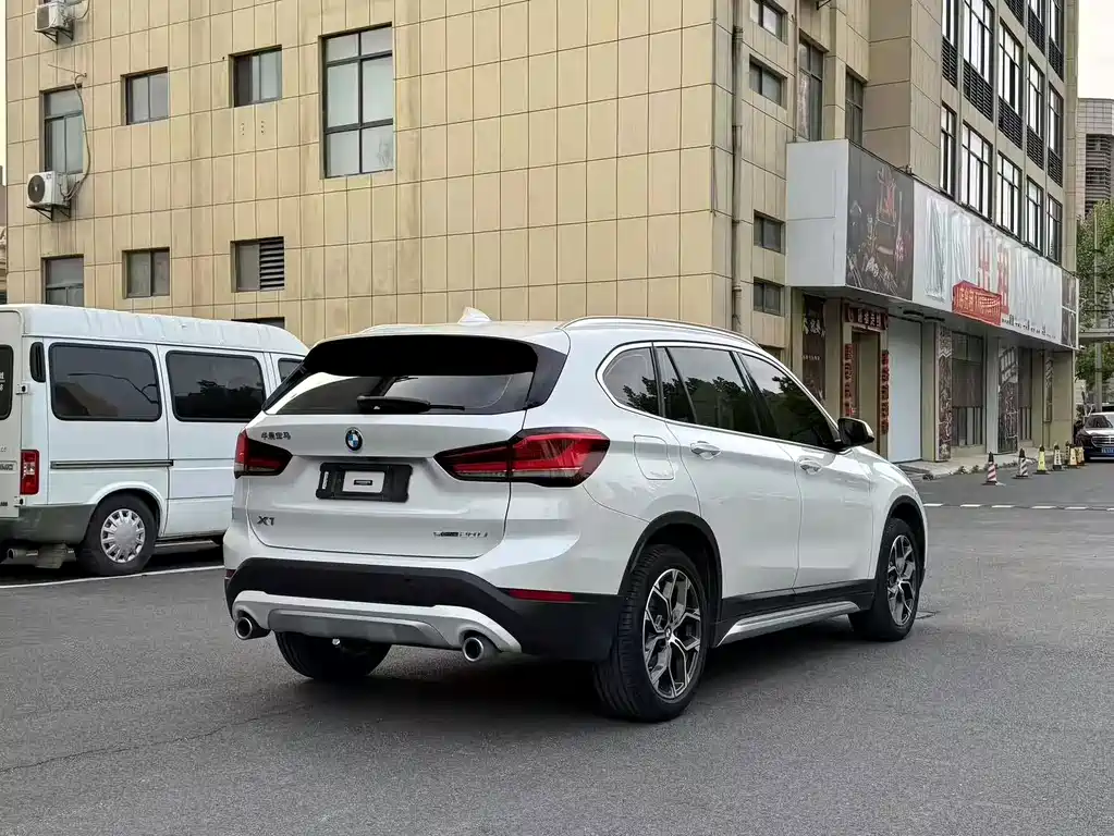 BMW X1 — миниатюра 6