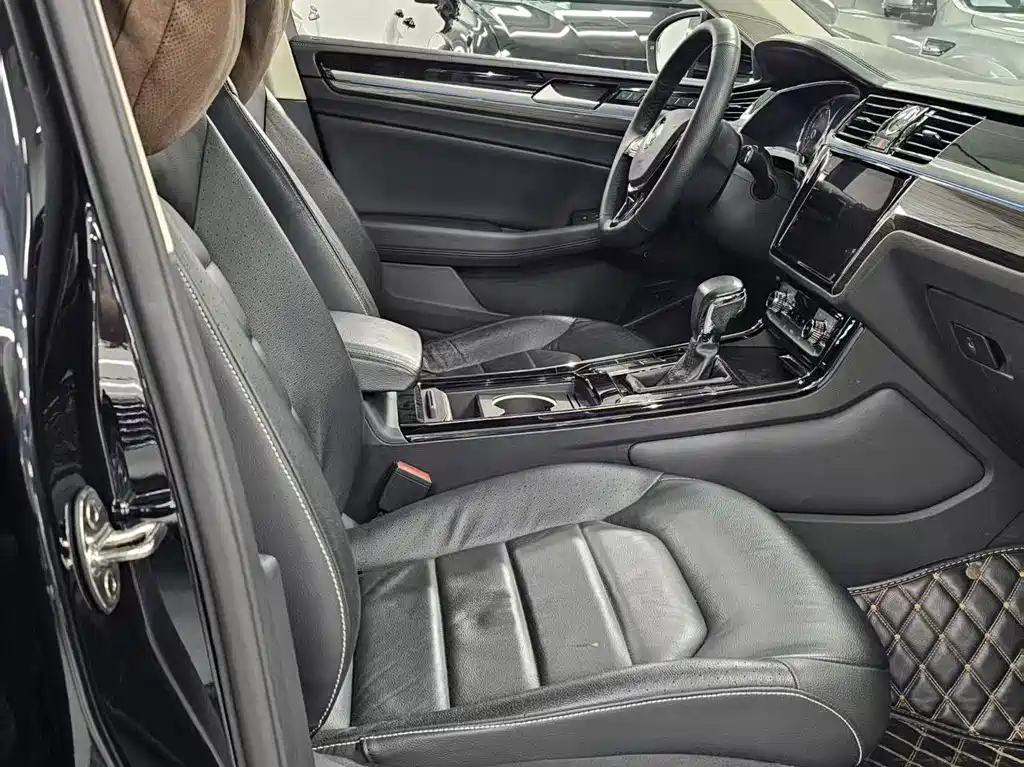 Volkswagen Phideon — миниатюра 7