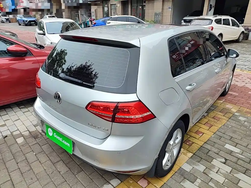 Volkswagen Golf — миниатюра 7