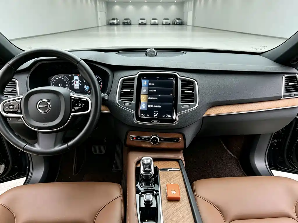 Volvo XC90 — миниатюра 7