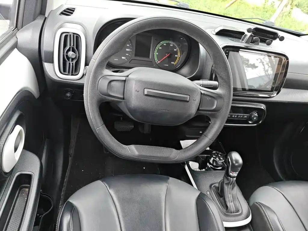 Roewe Clever — миниатюра 3