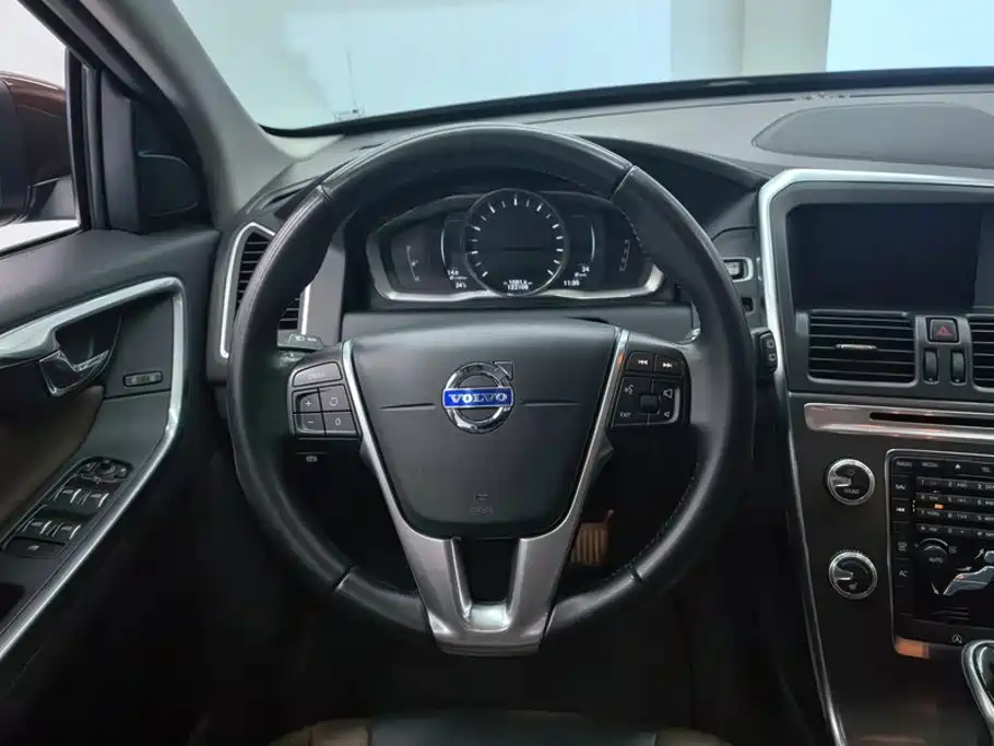 Volvo XC60 — миниатюра 15