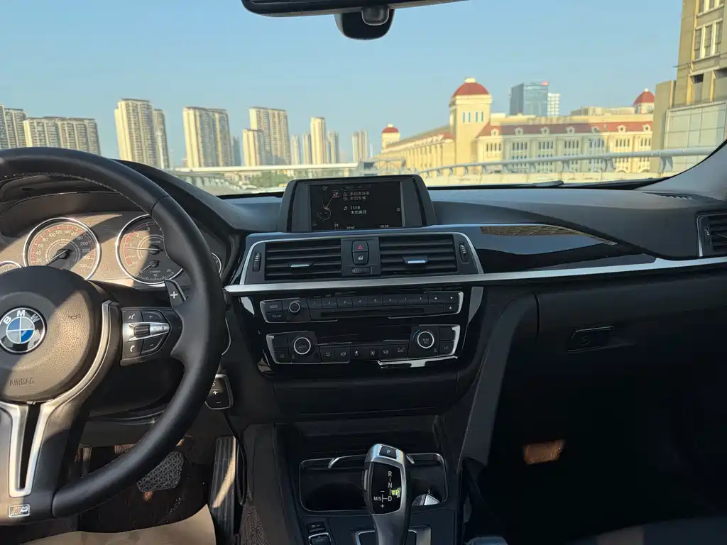 BMW 3 Series — миниатюра 9