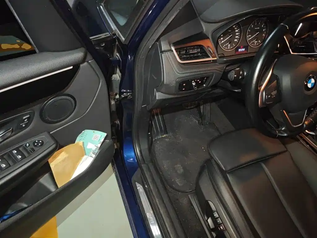 BMW 2 Series Active Tourer — миниатюра 14