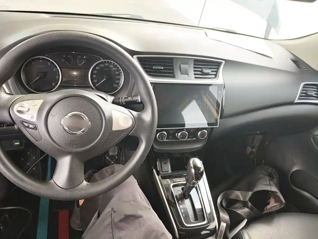 Nissan Sylphy — миниатюра 10