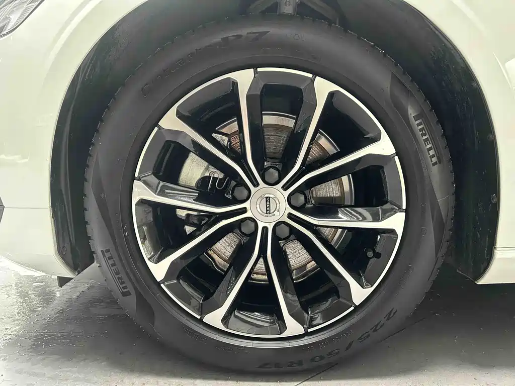 Volvo S60 2022 B4 Luxury