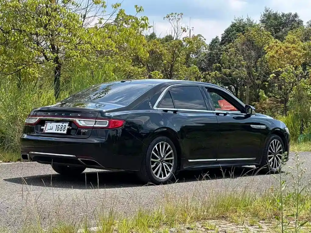 Lincoln Continental — миниатюра 9
