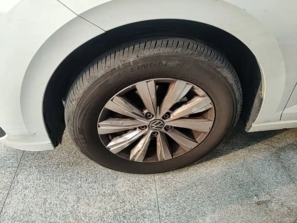 Volkswagen Lavida — миниатюра 23