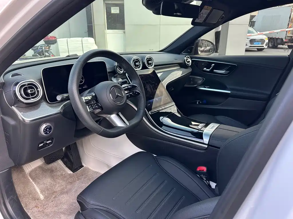 Mercedes-Benz C-Class C 2025 C 260 L Sport