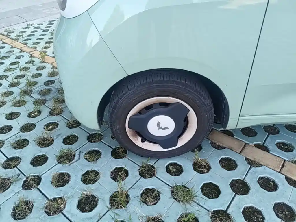Wuling MINIEV — миниатюра 23
