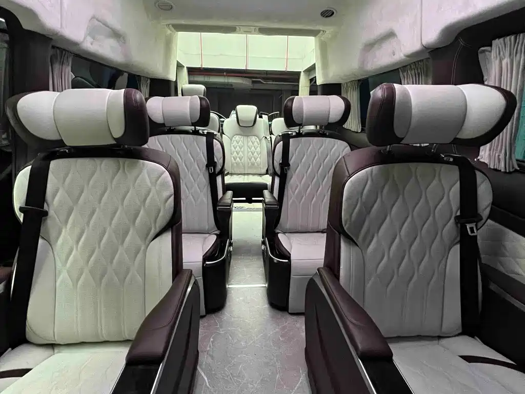 Ford Transit — миниатюра 8