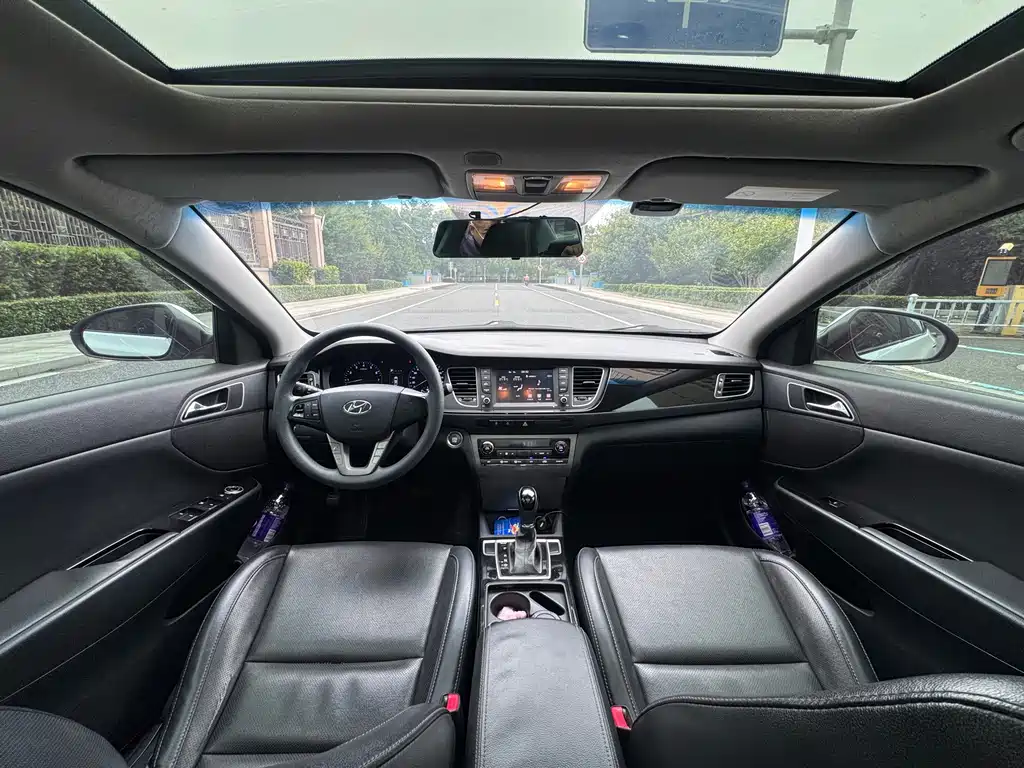 Hyundai Mistra — миниатюра 2