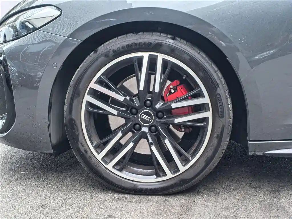 Audi A5L — миниатюра 19