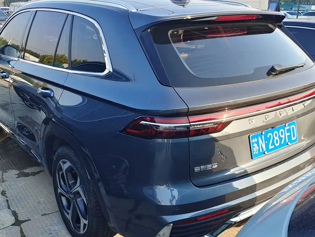 Geely Boyue L — миниатюра 8