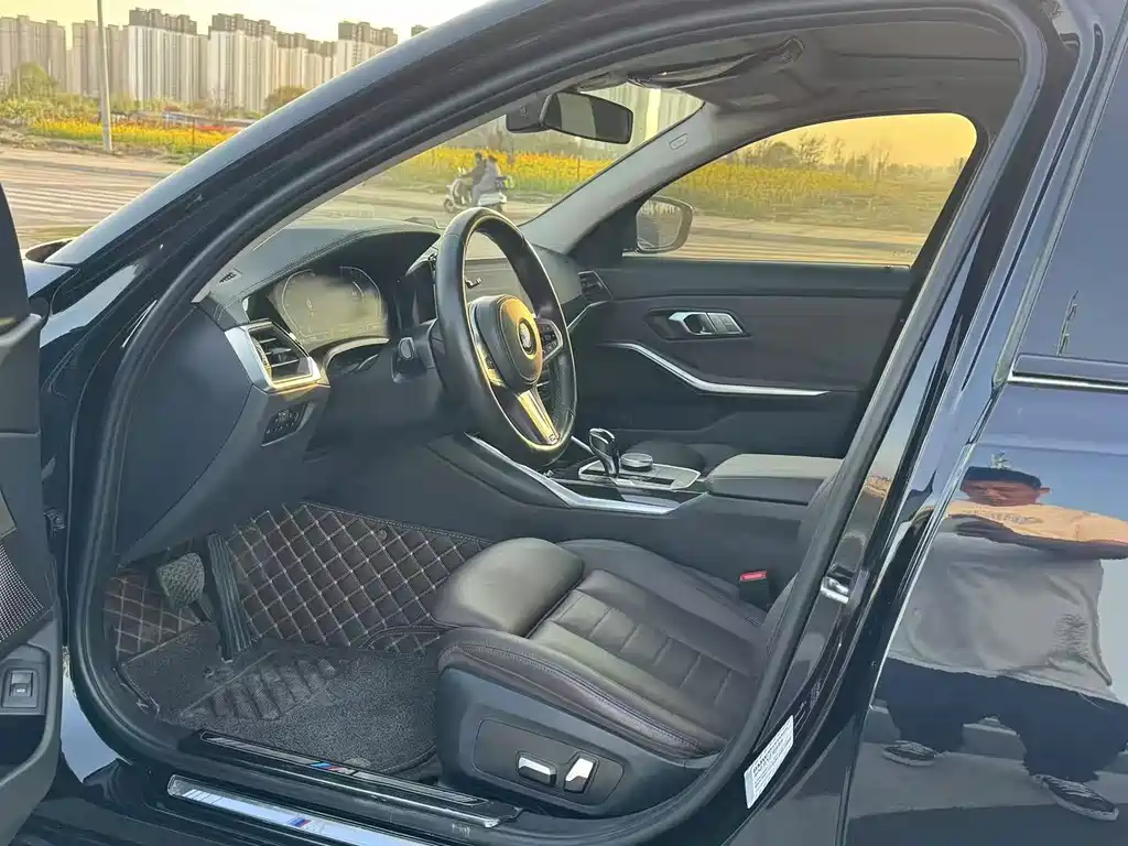 BMW 3 Series 3 2020 325Li