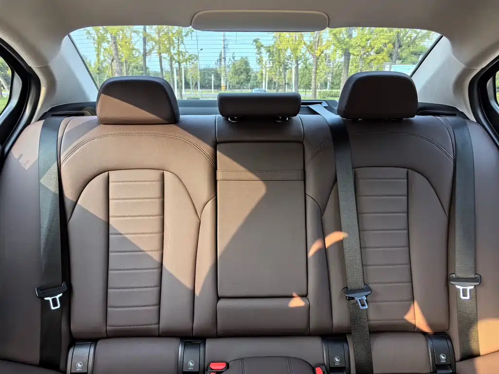 BMW 3 Series — миниатюра 9