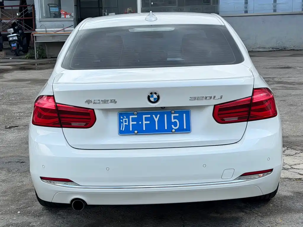 BMW 3 Series — миниатюра 5